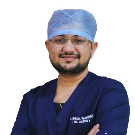 orthopedic-surgeon-ahmedabad-dr-hardik-padhiyar-big-0